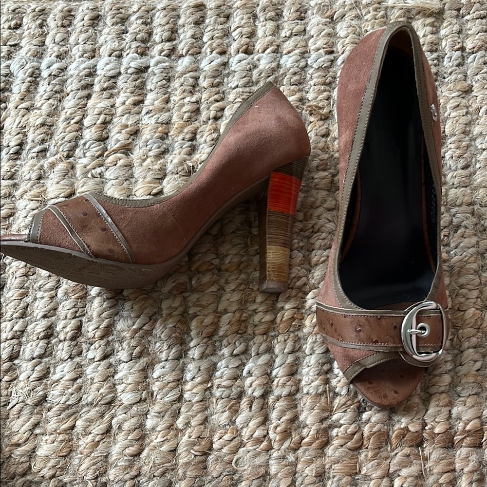 Elegant Brown Peep-Toe Heels